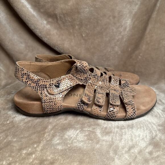 Vionic Leather‎ Snakeskin Harissa Sandals in Tan Vel Cro Straps Women's Size 7 - Picture 1 of 8